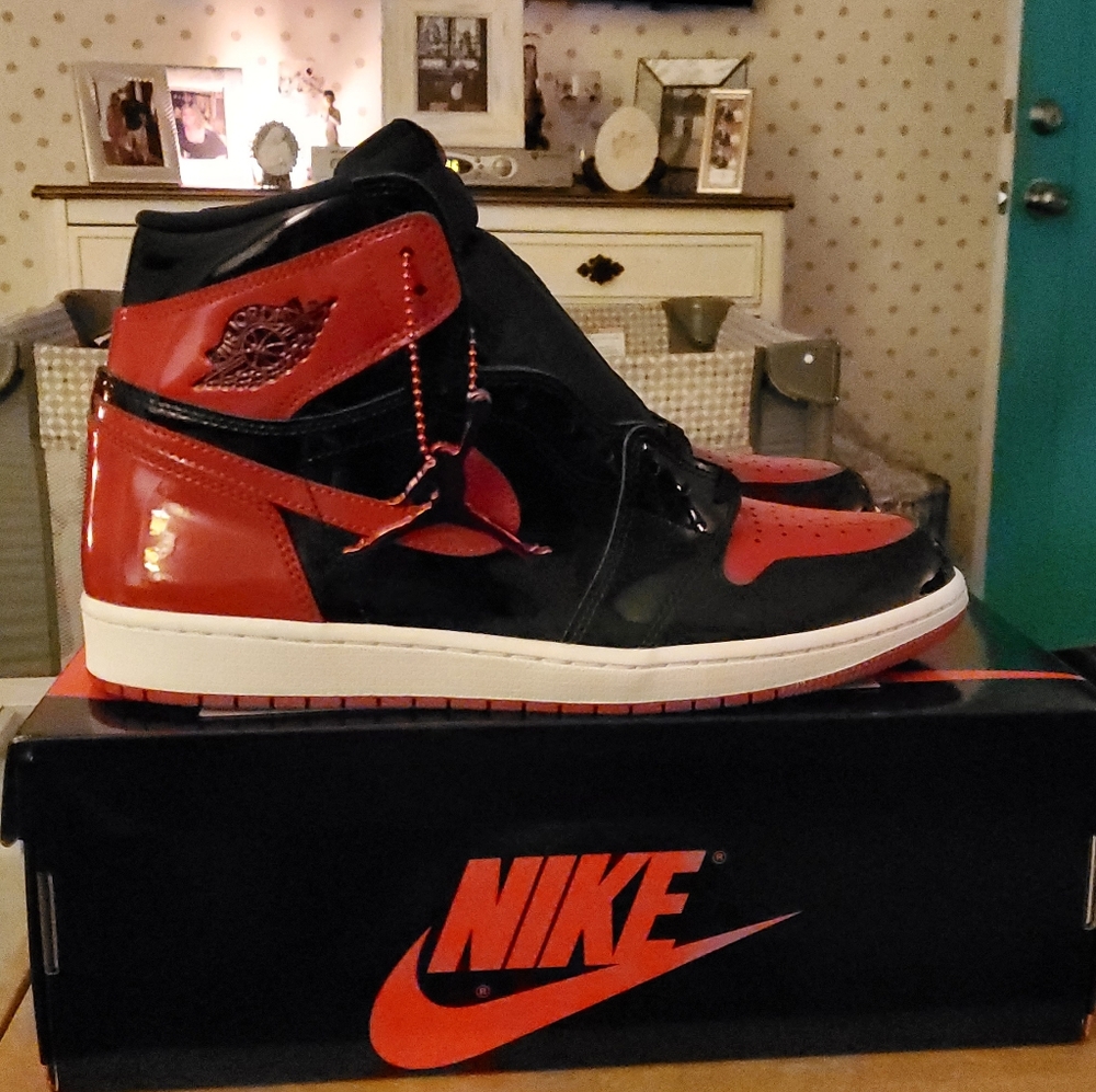 Jordan 1 Patent Bred